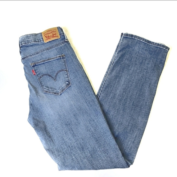 Levi's Denim - Levi's Slimming Straight Medium Wash Jeans